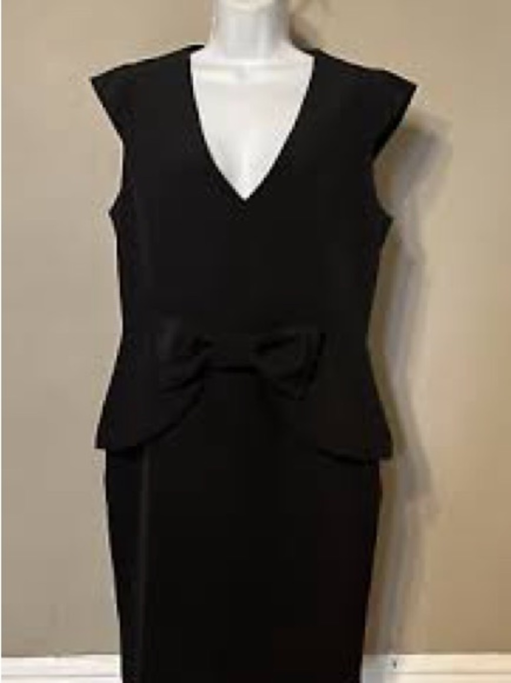 Isabel by Rosarancio Black Peplum Dress with Cap Sleeve & Bow at Waist. Size 8.